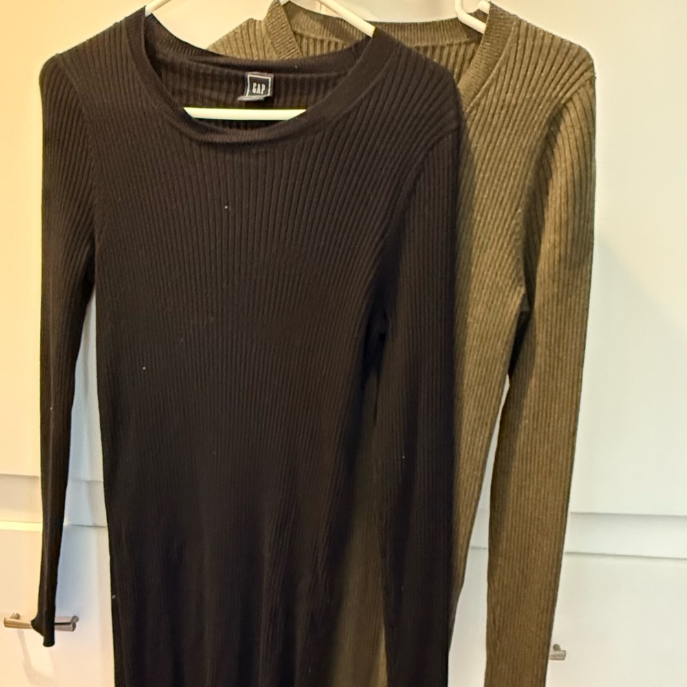 Long Gap Sweater Dresses - M